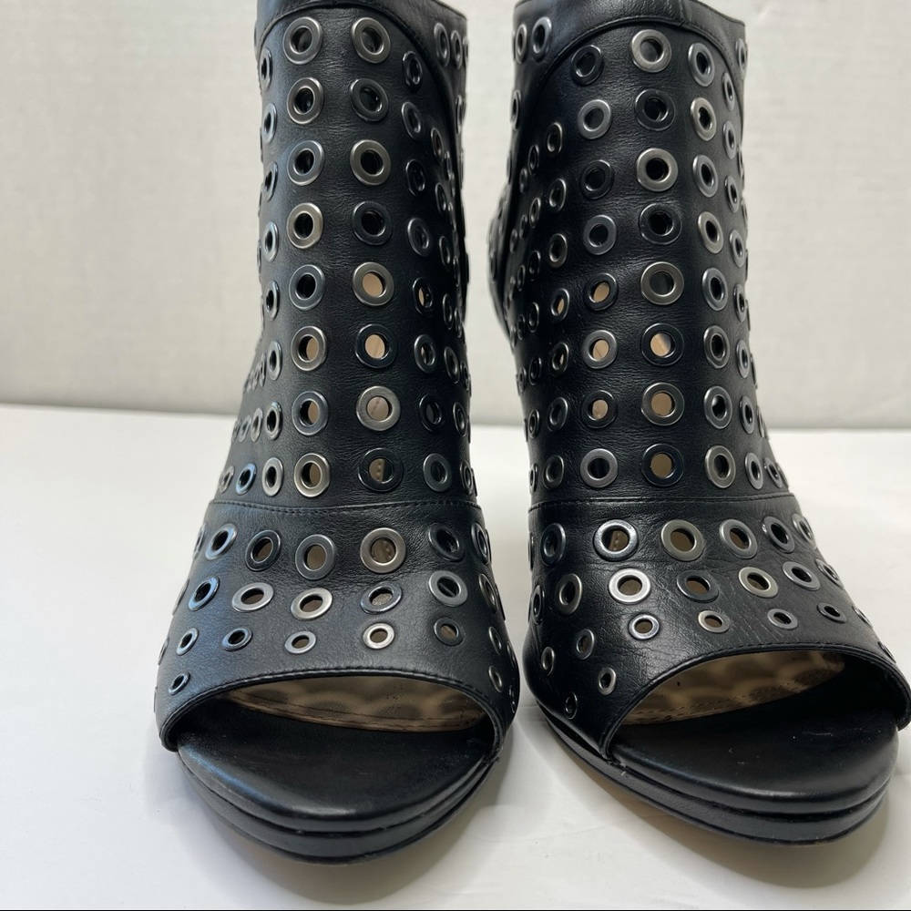 BCBGMAXAZRIA Lange Grommet Peep Toe Bootie - Picture 9 of 11